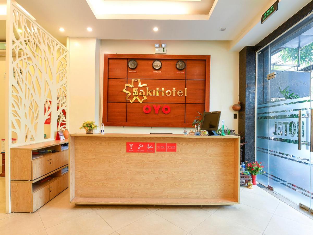Oyo 210 Saki Hotel Hanoi Buitenkant foto