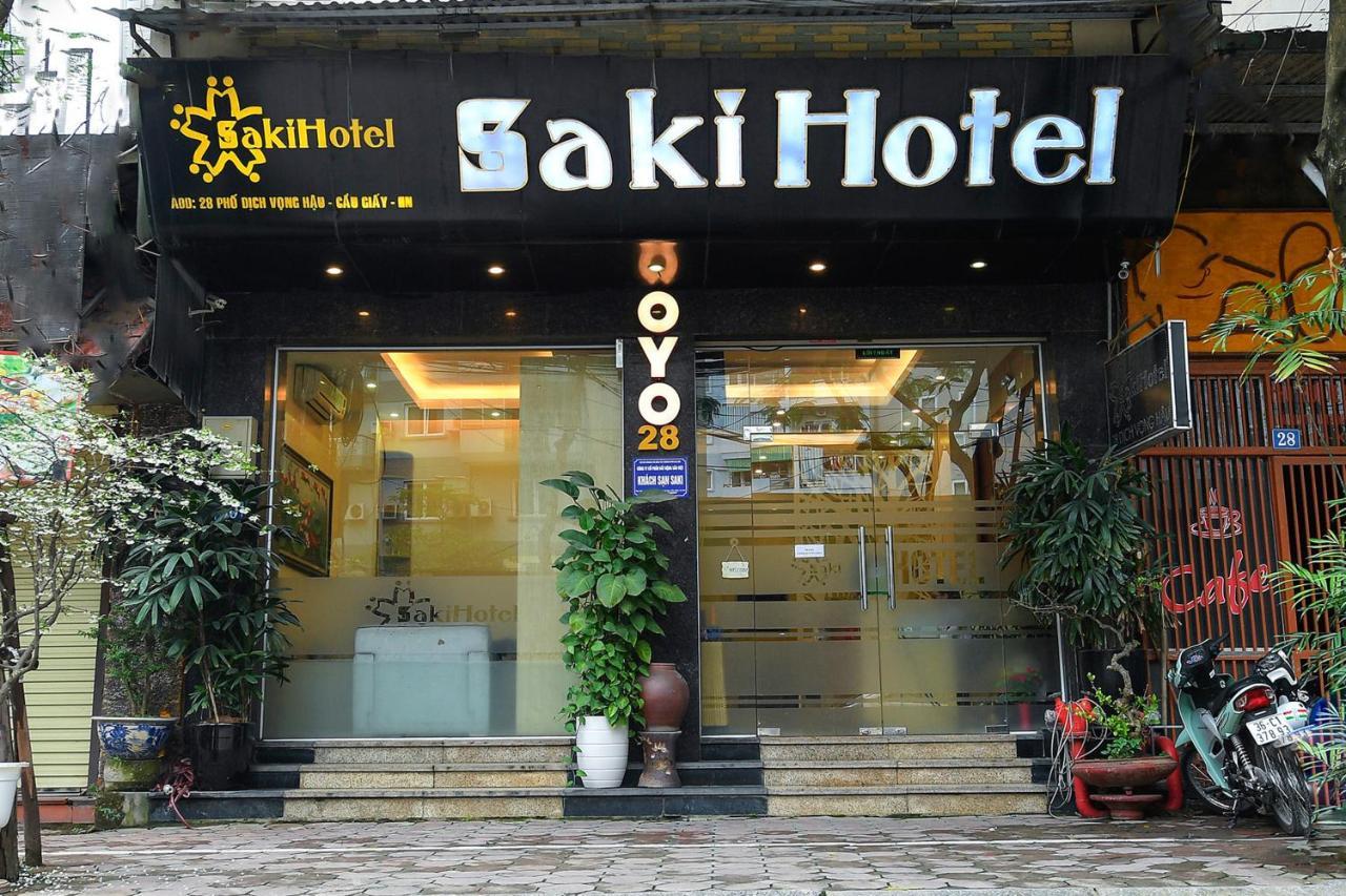 Oyo 210 Saki Hotel Hanoi Buitenkant foto