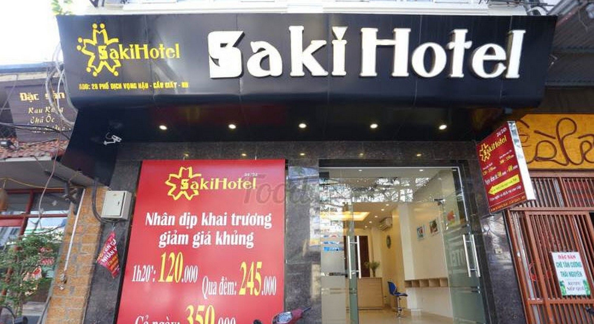 Oyo 210 Saki Hotel Hanoi Buitenkant foto